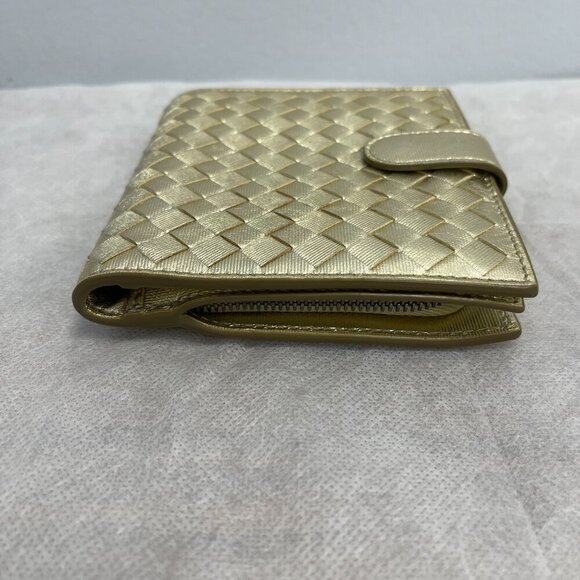 BOTTEGA VENETA Gold Intrecciato Leather Wallet with Coin Pouch - Preowned - Picture 7 of 15